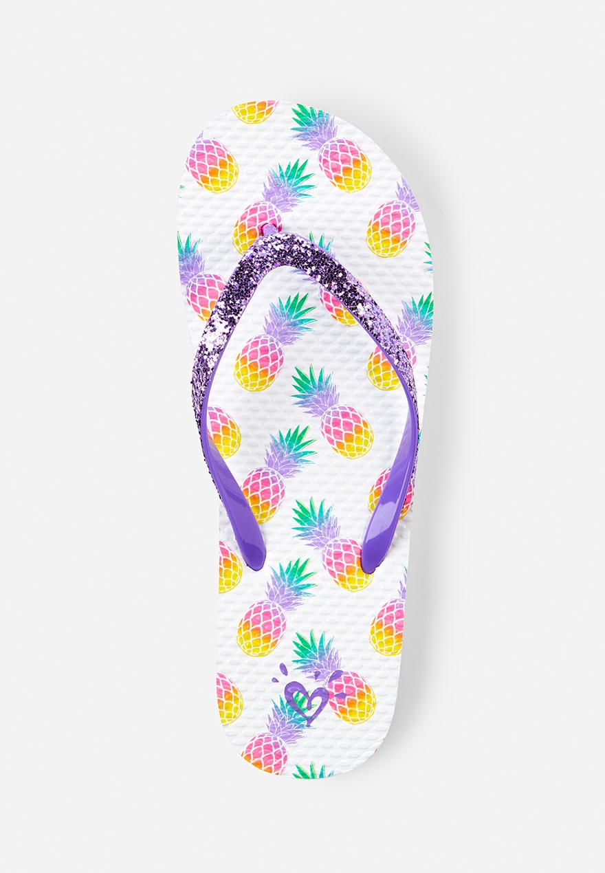 pineapple flipflops