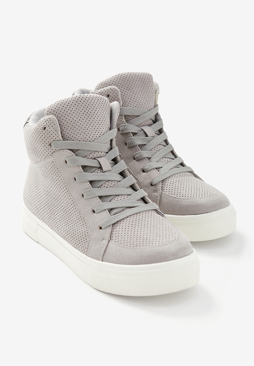black sneakers high tops
